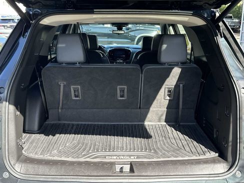 Used 2020 Chevrolet Traverse Premier FWD image 25