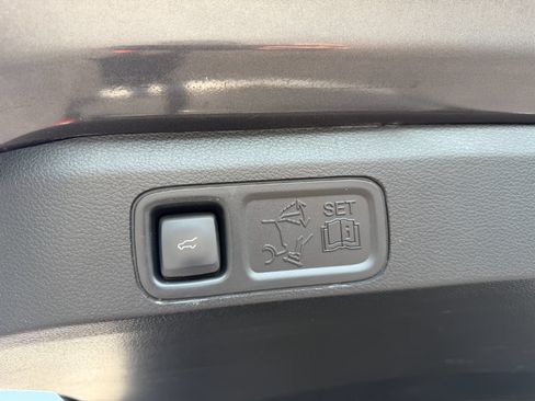 Used 2021 Ford Expedition Max Limited AWD/4WD image 16