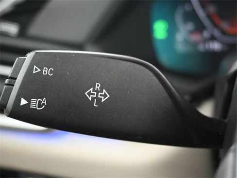 Used 2019 BMW X5 xDrive40i w/ Luxury Seating Package image 27