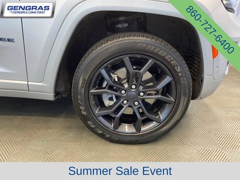 Used 2024 Jeep Grand Cherokee Limited 4xe AWD/4WD image 46