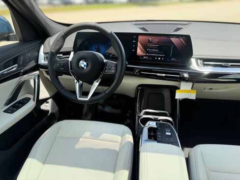 New 2026 BMW X1 xDrive28i w/ Convenience Package AWD/4WD image 10