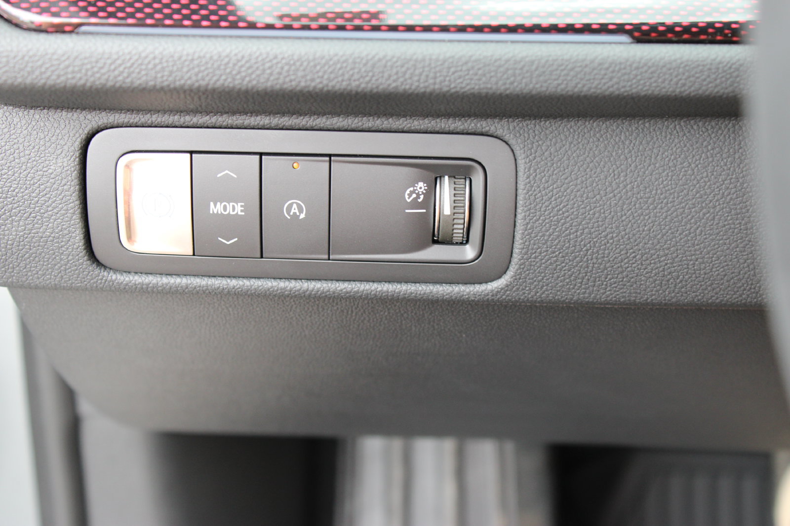 New 2026 Chevrolet Traverse RS w/ LPO, Floor Liner Package FWD image 20