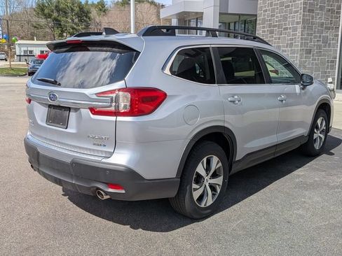 Used 2025 Subaru Ascent Premium AWD/4WD image 3
