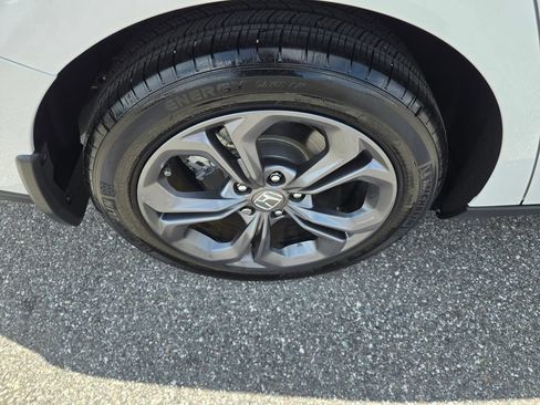 Used 2023 Honda Accord EX image 13