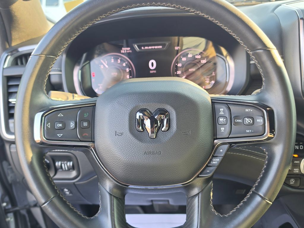 Used 2024 RAM 1500 Limited AWD/4WD image 17