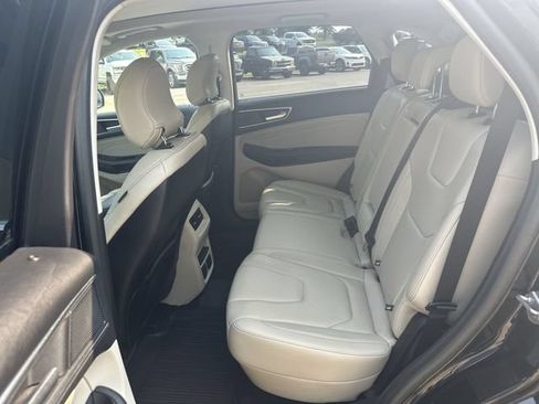 Used 2019 Ford Edge Titanium w/ Cold Weather Package AWD/4WD image 26