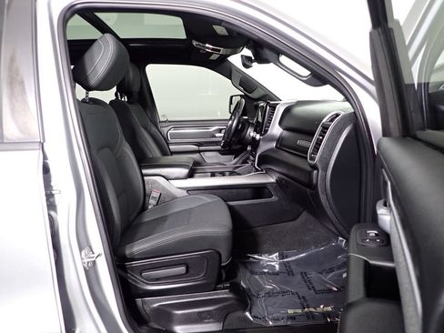 Used 2022 RAM 1500 Big Horn AWD/4WD image 35