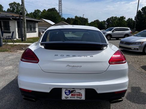 Used 2016 Porsche Panamera Edition RWD image 5