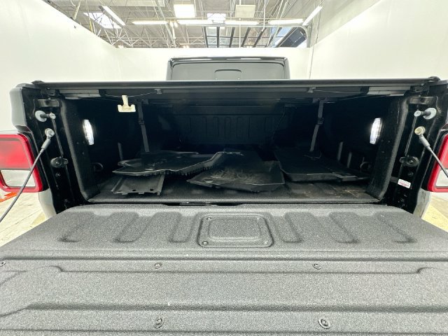 Used 2025 Jeep Gladiator Sport AWD/4WD image 21