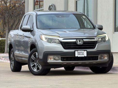 Used 2018 Honda Ridgeline RTL-E image 2