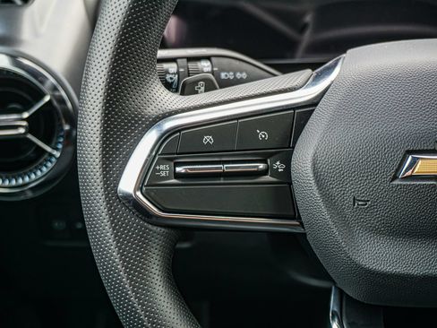 New 2026 Chevrolet Equinox EV LT FWD image 24