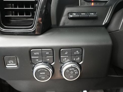Used 2022 GMC Sierra 1500 AT4X AWD/4WD image 39