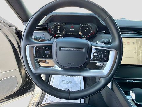 Certified 2025 Land Rover Range Rover SE AWD/4WD image 38
