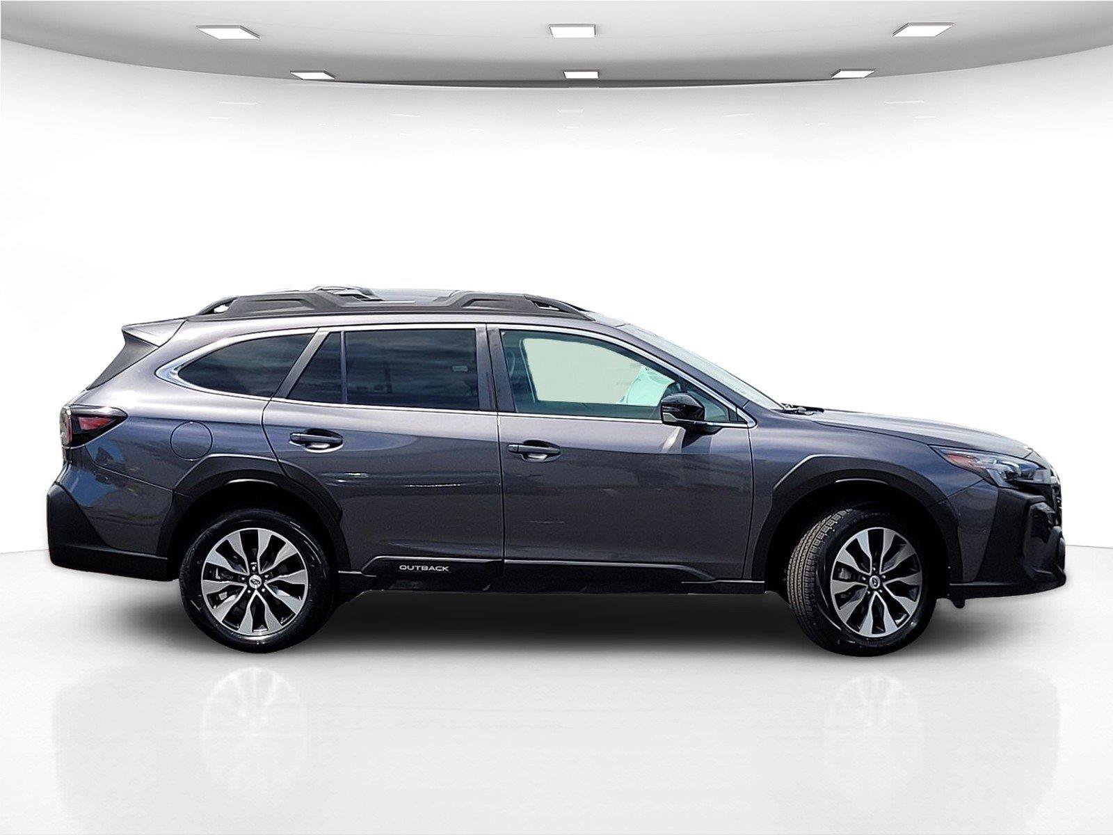 Used 2025 Subaru Outback Limited XT AWD/4WD image 5