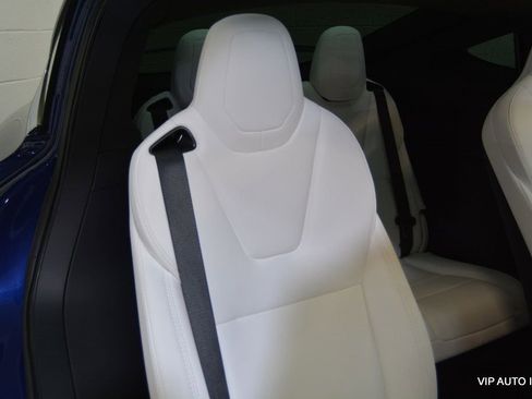 Used 2019 Tesla Model X 100D image 23