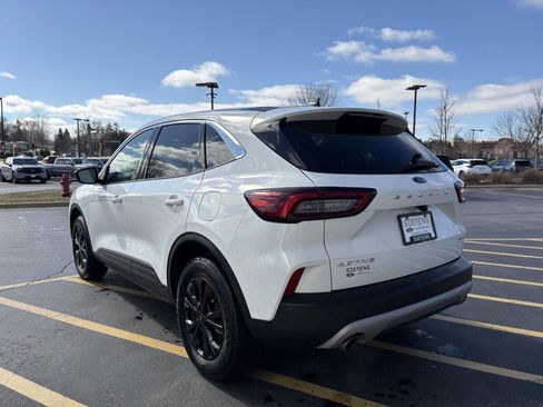 Used 2024 Ford Escape Active image 4