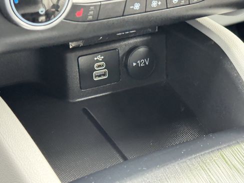 Used 2024 Ford Escape Active image 24