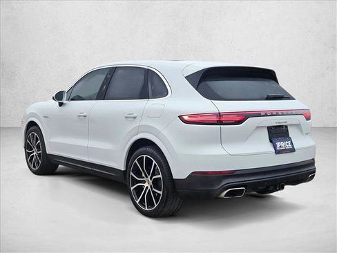 Used 2019 Porsche Cayenne E-Hybrid image 7
