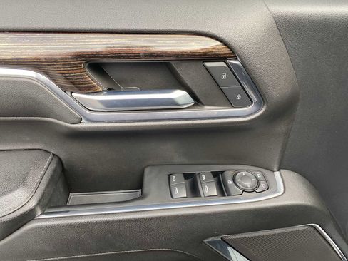 Used 2024 GMC Sierra 1500 Elevation image 23