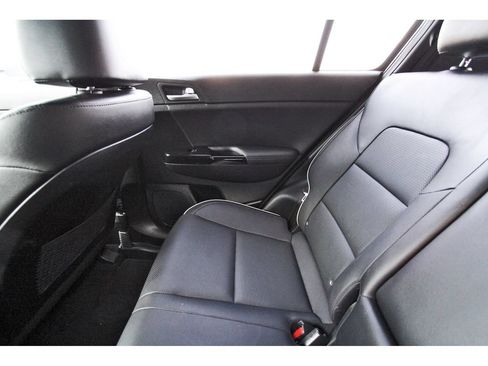 Used 2020 Kia Sportage SX FWD image 13