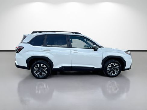 New 2026 Subaru Forester Premium AWD/4WD image 2