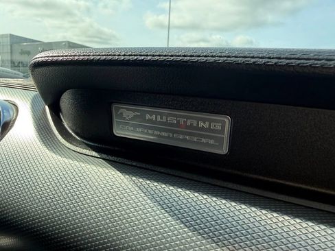 Used 2017 Ford Mustang GT Premium RWD image 49