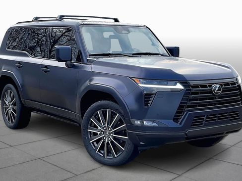 Used 2025 Lexus GX 550 image 2