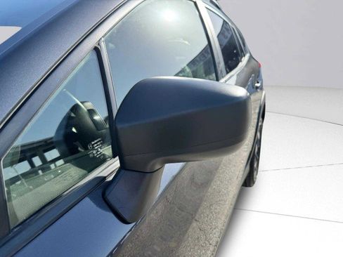 Used 2020 Subaru Crosstrek 2.0i Premium w/ Moonroof Package 1 image 14