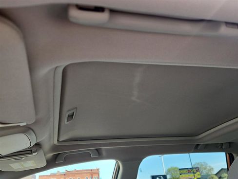 Used 2024 Subaru Forester Premium AWD/4WD image 13