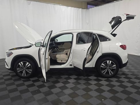Used 2026 Mercedes-Benz GLA 250 4MATIC image 12