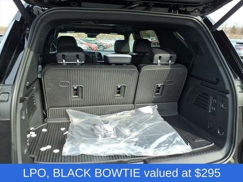 New 2026 Chevrolet Traverse High Country w/ LPO, Floor Liner Package image 4