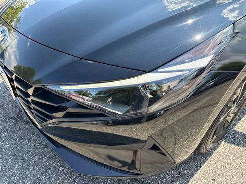 Used 2023 Hyundai Elantra SEL FWD image 27