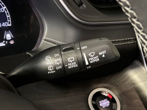 New 2025 Jeep Grand Cherokee Limited image 19