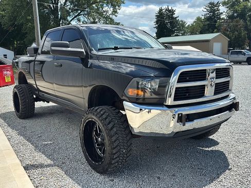 Used 2012 RAM 2500 ST w/ Chrome Appearance Group AWD/4WD image 8