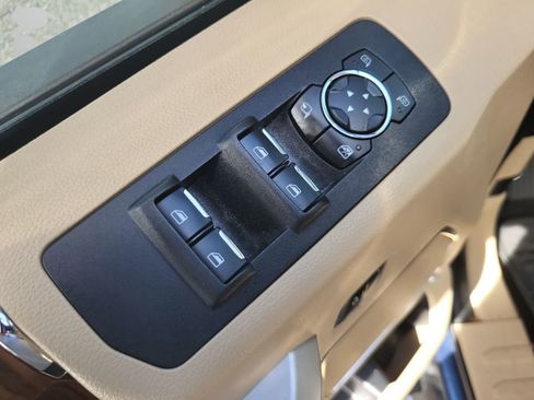 Used 2015 Ford F150 Lariat w/ Equipment Group 502A Luxury image 29