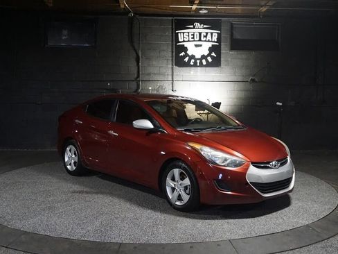 Used 2013 Hyundai Elantra GLS FWD image 7
