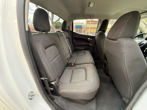 Used 2021 Chevrolet Colorado LT RWD image 23