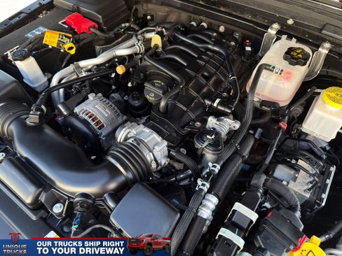 Used 2022 Jeep Gladiator Sport image 17