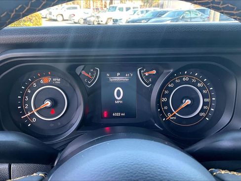 Used 2025 Jeep Wrangler Sport S image 22