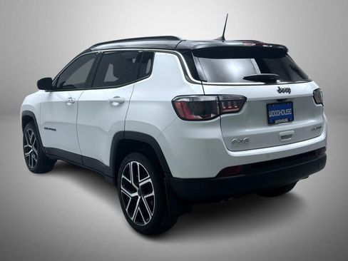 Used 2025 Jeep Compass Limited image 7