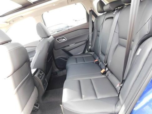 Used 2021 Nissan Rogue SV w/ Premium Package FWD image 8