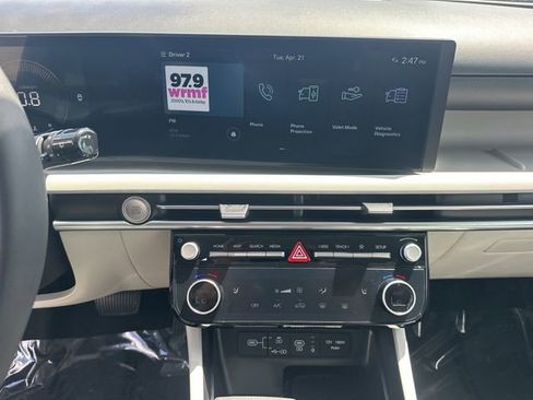 Certified 2025 Hyundai Tucson SEL image 21