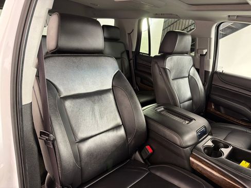 Used 2017 Chevrolet Tahoe LT w/ LT Signature Package AWD/4WD image 26