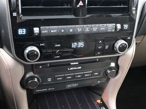 Used 2022 Lexus GX 460 Luxury image 18