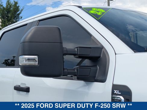 Certified 2025 Ford F250 XL AWD/4WD image 10
