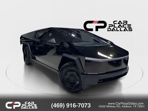Used 2025 Tesla Cybertruck 2WD Crew Cab image 1