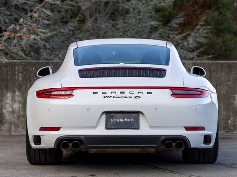 Certified 2019 Porsche 911 Carrera 4S image 10