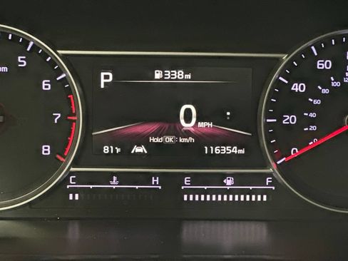 Used 2023 Kia Sorento LX FWD image 4