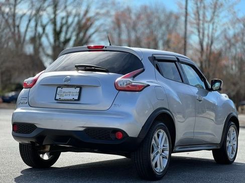 Used 2016 Nissan Juke SV w/ Technology Package image 5