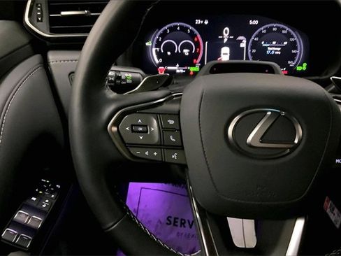 Used 2025 Lexus LX 700h Overtrail image 14